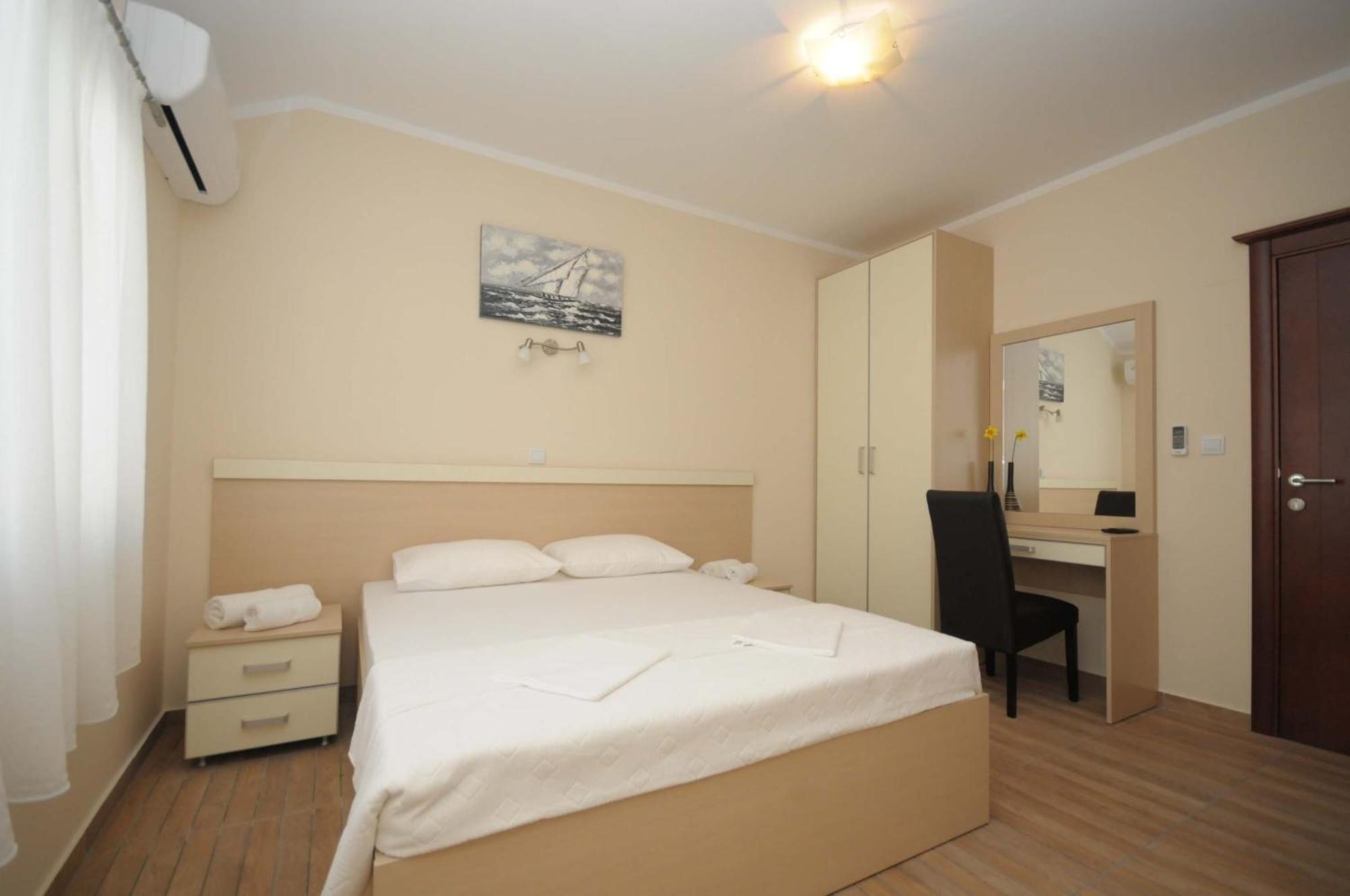 Apartments Royal Budva Room photo